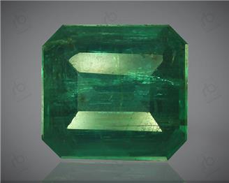 Natural Emerald / Panna Certified  4.31 Cts. ( 89407 )